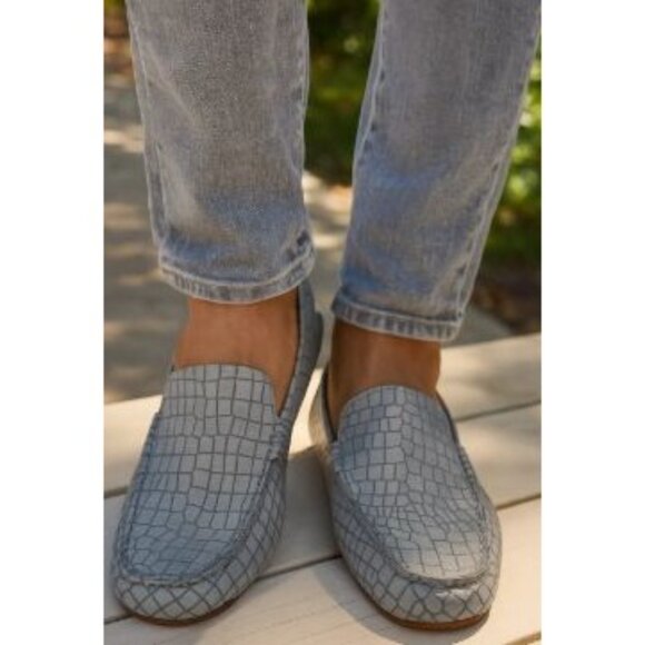 Born Size 7M Leather Womens Gray Croc-Embossed Slip-On Loafers - Picture 14 of 14